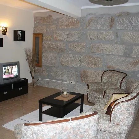Casa Do Adro