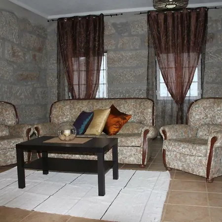 Casa Do Adro